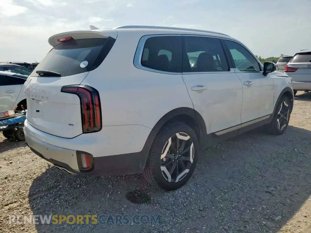 3 Photograph of a damaged car 5XYP3DGC2RG545637 KIA TELLURIDE 2024