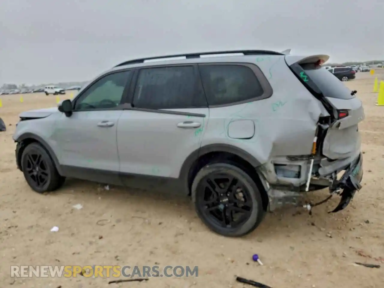 2 Photograph of a damaged car 5XYP3DGC5RG416646 KIA TELLURIDE 2024