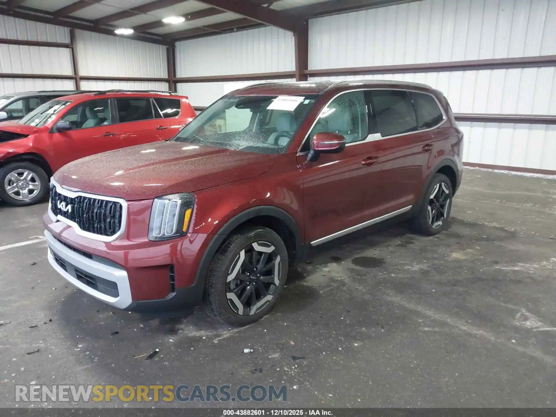 2 Photograph of a damaged car 5XYP3DGC5RG500062 KIA TELLURIDE 2024