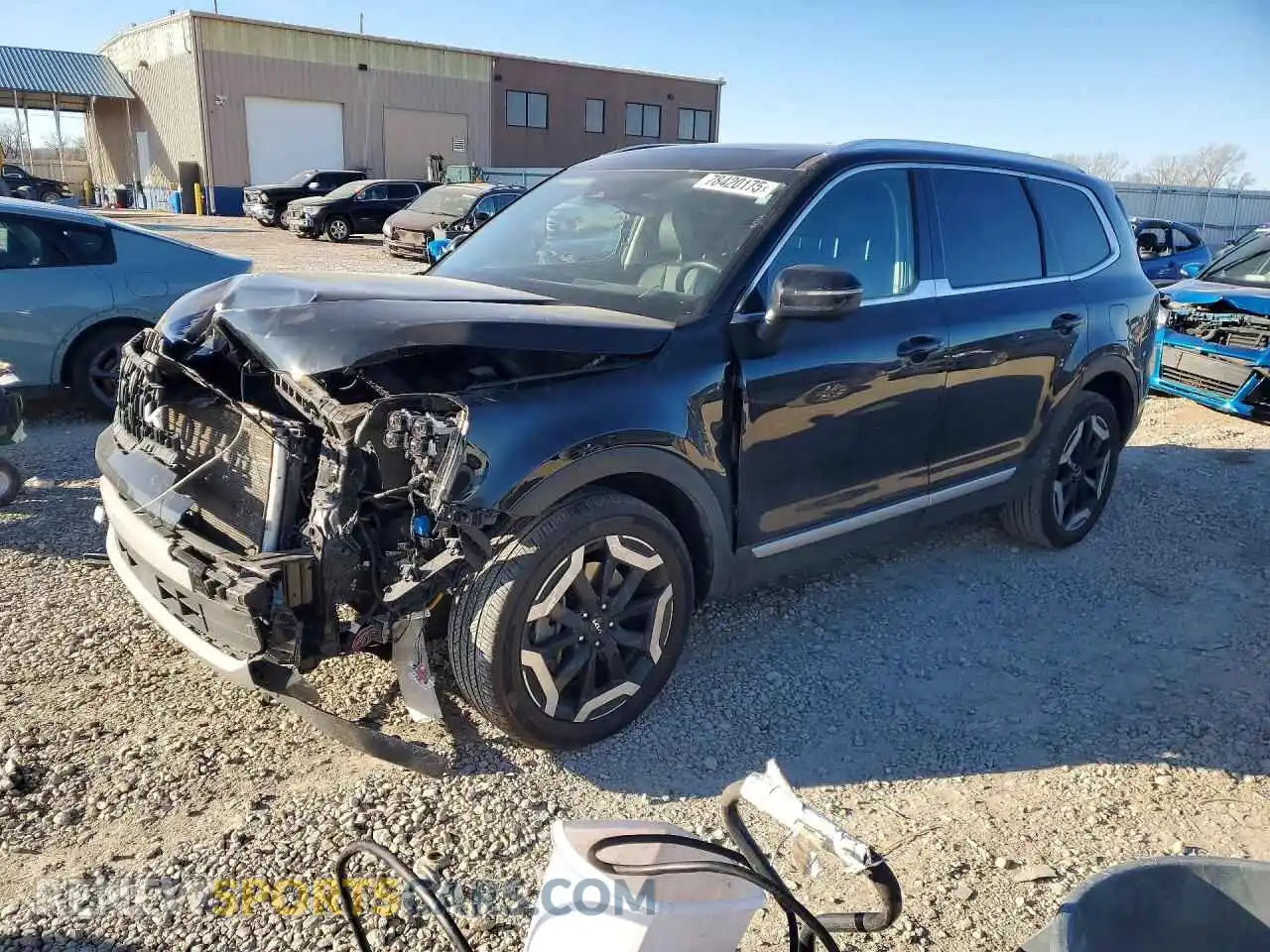 1 Photograph of a damaged car 5XYP3DGC8RG433571 KIA TELLURIDE 2024