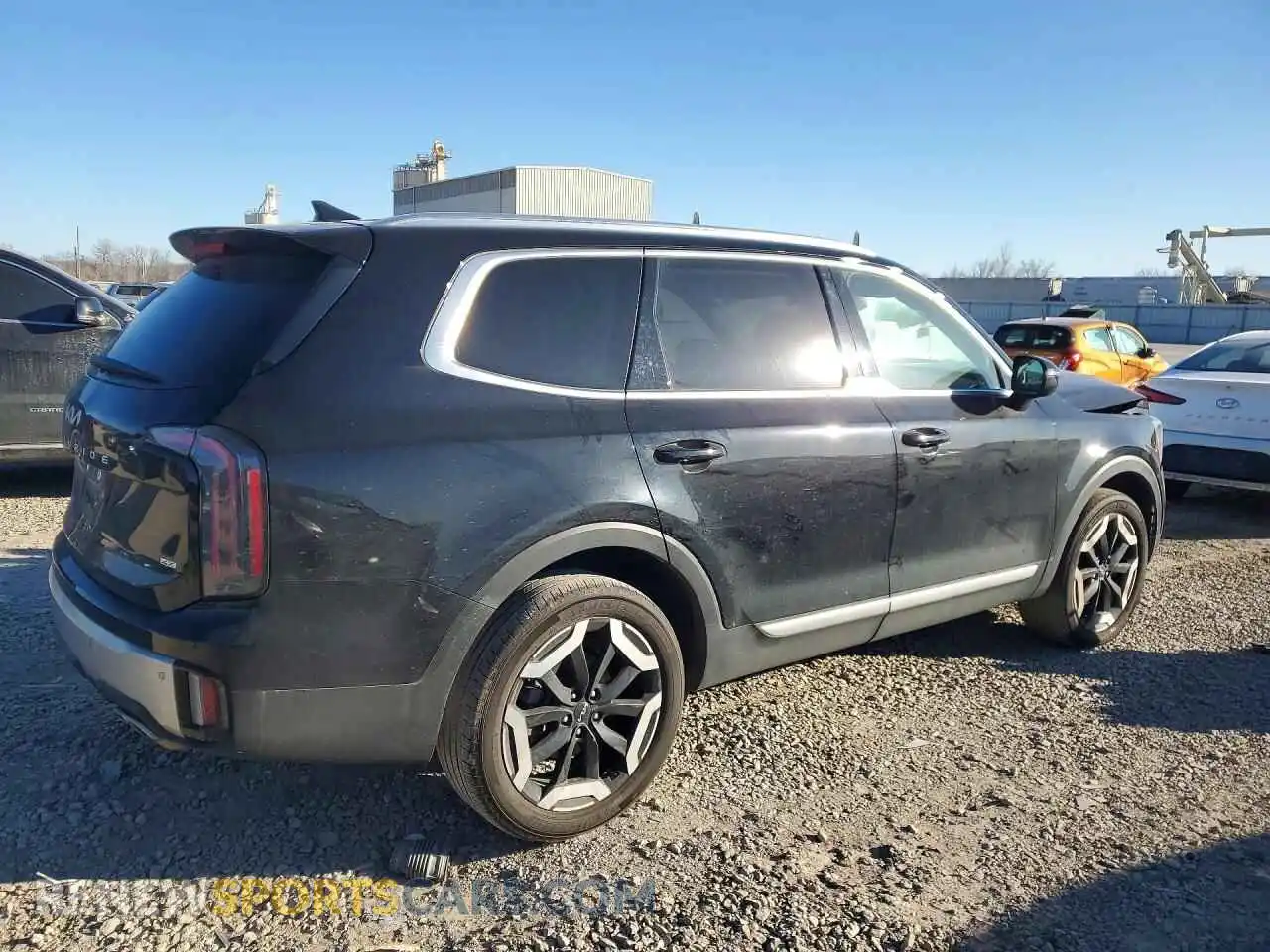 3 Photograph of a damaged car 5XYP3DGC8RG433571 KIA TELLURIDE 2024