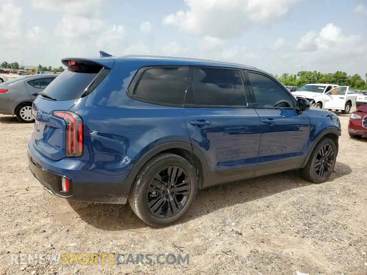 3 Photograph of a damaged car 5XYP54GC3RG418275 KIA TELLURIDE 2024