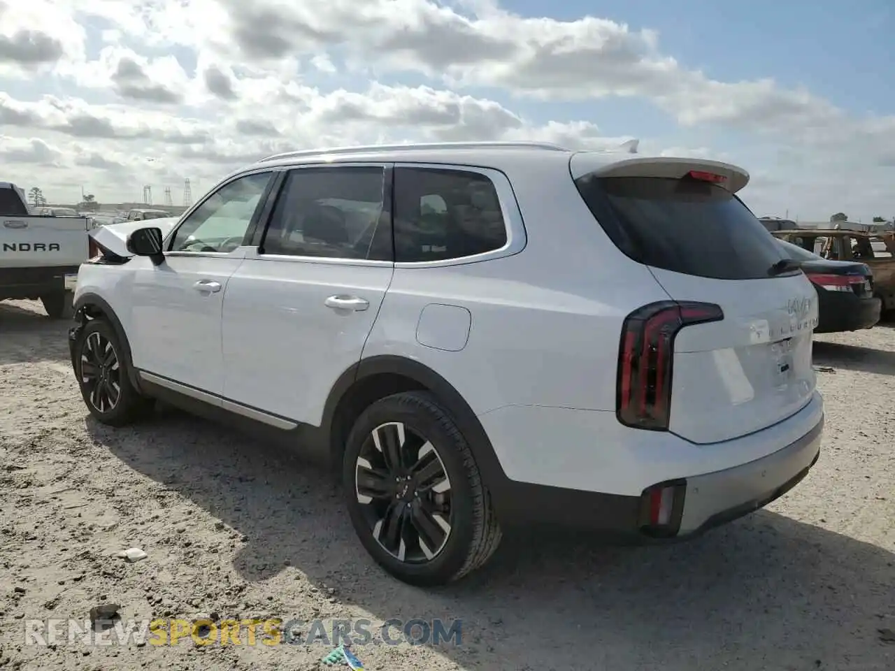 2 Photograph of a damaged car 5XYP54GC7RG427657 KIA TELLURIDE 2024
