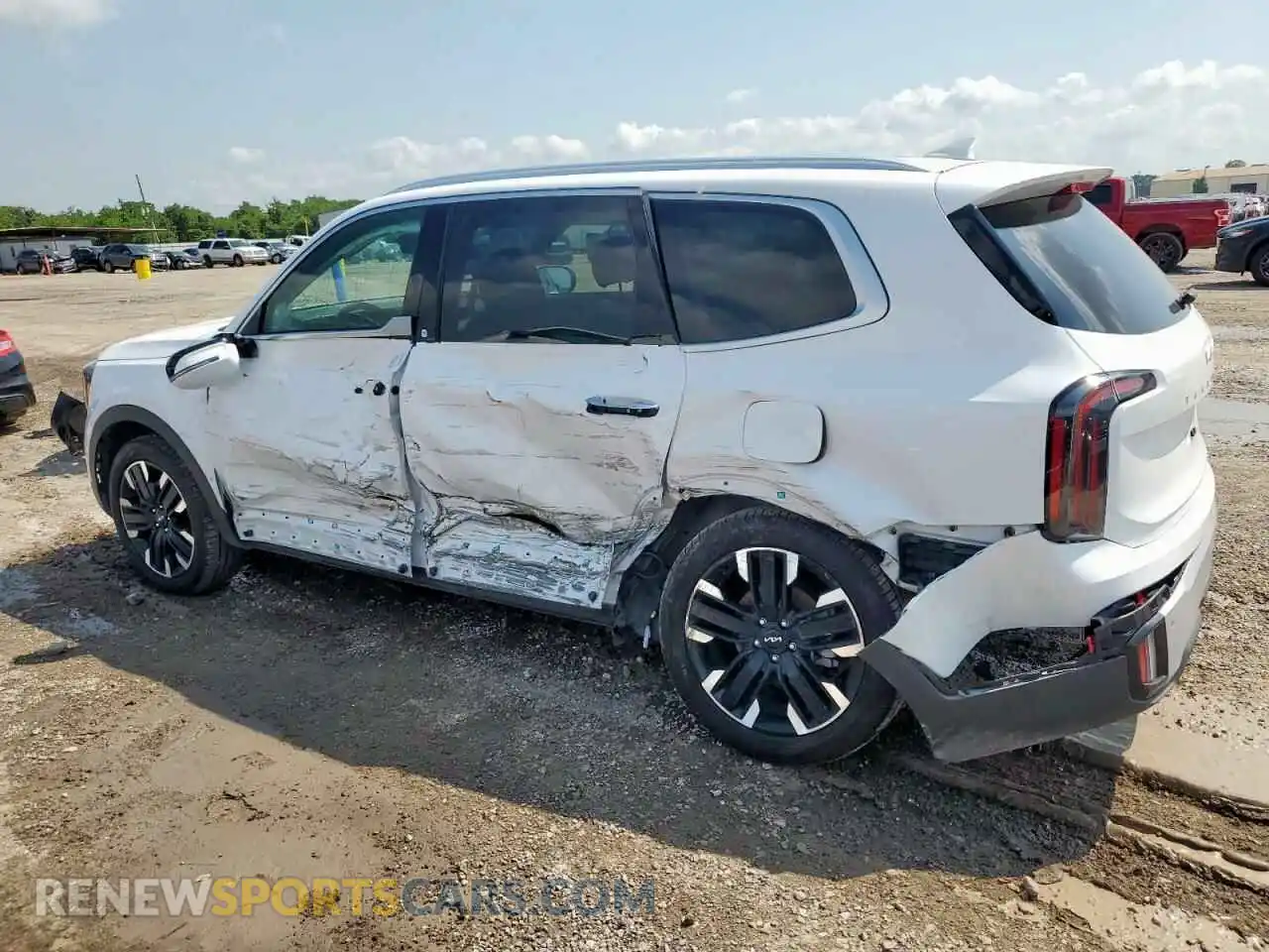 2 Photograph of a damaged car 5XYP54GCXRG544701 KIA TELLURIDE 2024