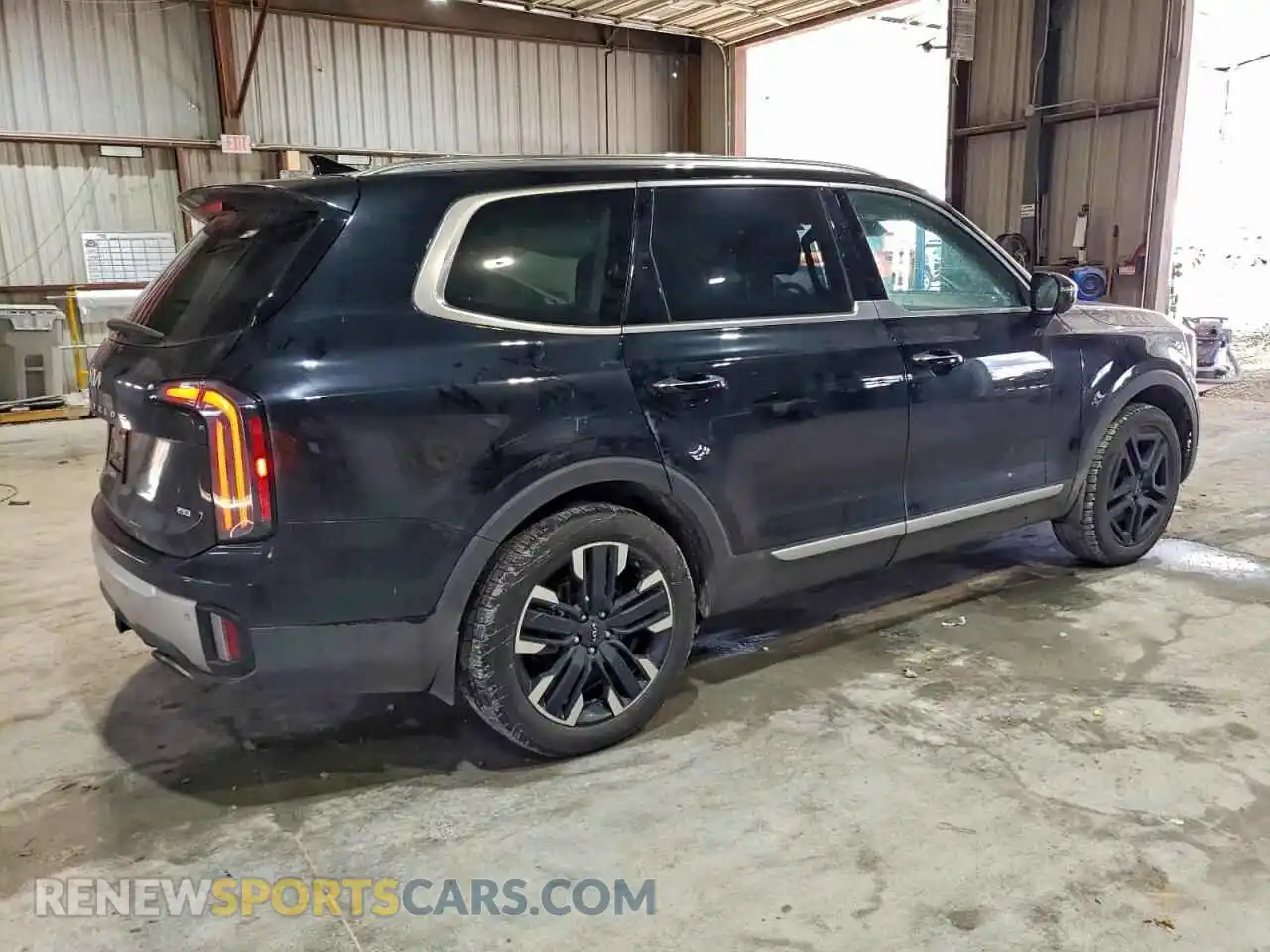 3 Photograph of a damaged car 5XYP5DGC0RG511478 KIA TELLURIDE 2024