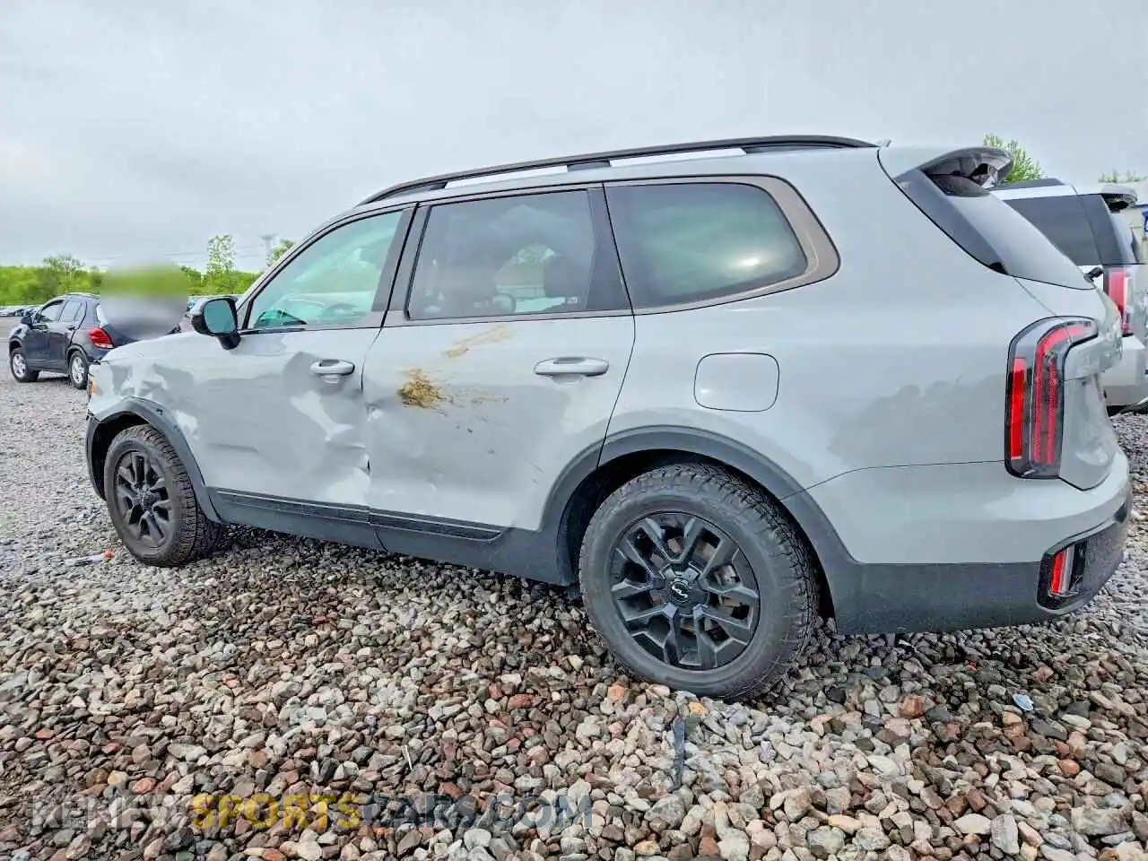2 Photograph of a damaged car 5XYP5DGC2RG489306 KIA TELLURIDE 2024