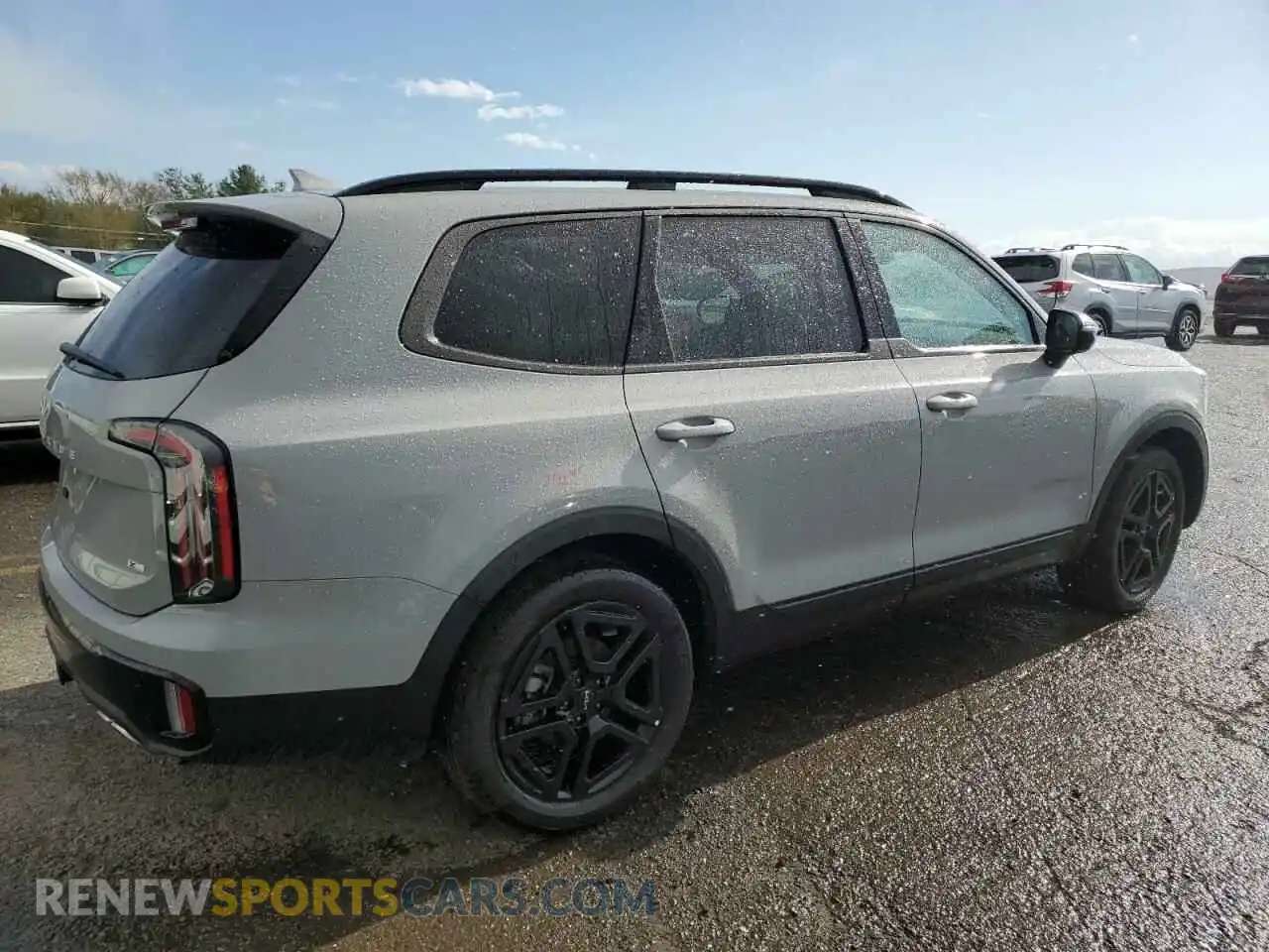 3 Photograph of a damaged car 5XYP5DGC2RG559581 KIA TELLURIDE 2024