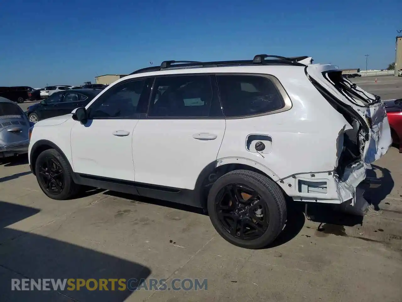 2 Photograph of a damaged car 5XYP5DGC4RG429883 KIA TELLURIDE 2024