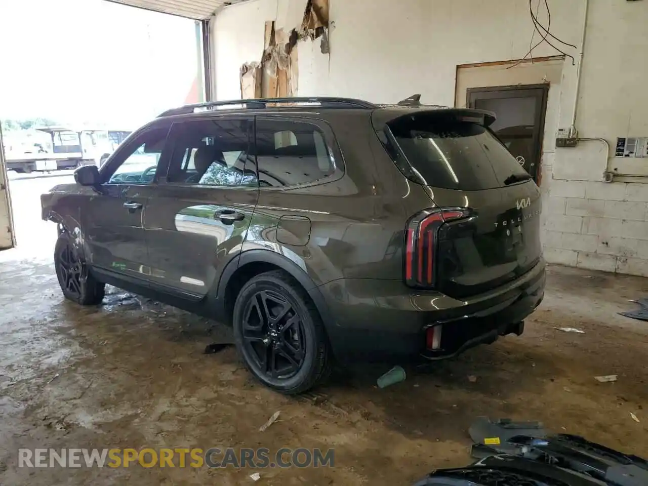 2 Photograph of a damaged car 5XYP5DGC4RG449552 KIA TELLURIDE 2024