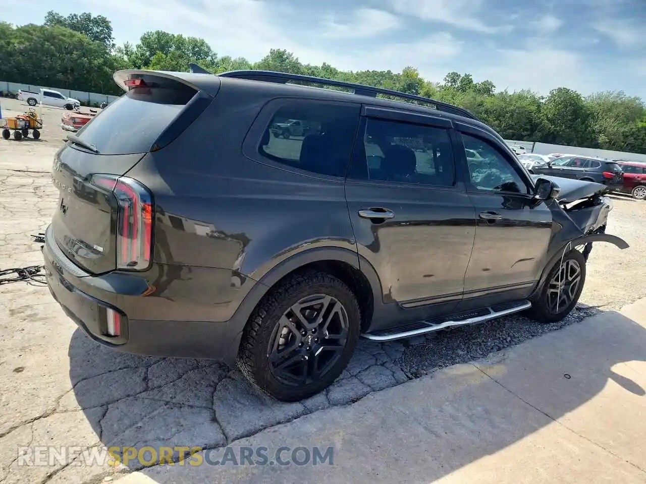 3 Photograph of a damaged car 5XYP5DGC4RG512665 KIA TELLURIDE 2024