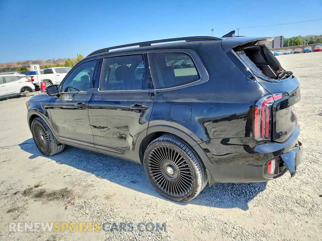 2 Photograph of a damaged car 5XYP5DGC5RG501710 KIA TELLURIDE 2024