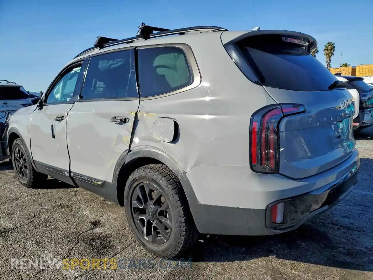 2 Photograph of a damaged car 5XYP5DGC9RG537822 KIA TELLURIDE 2024