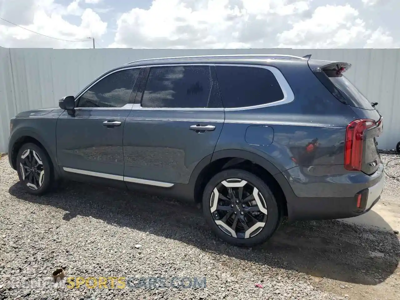 2 Photograph of a damaged car 5XYP64GC3RG523637 KIA TELLURIDE 2024