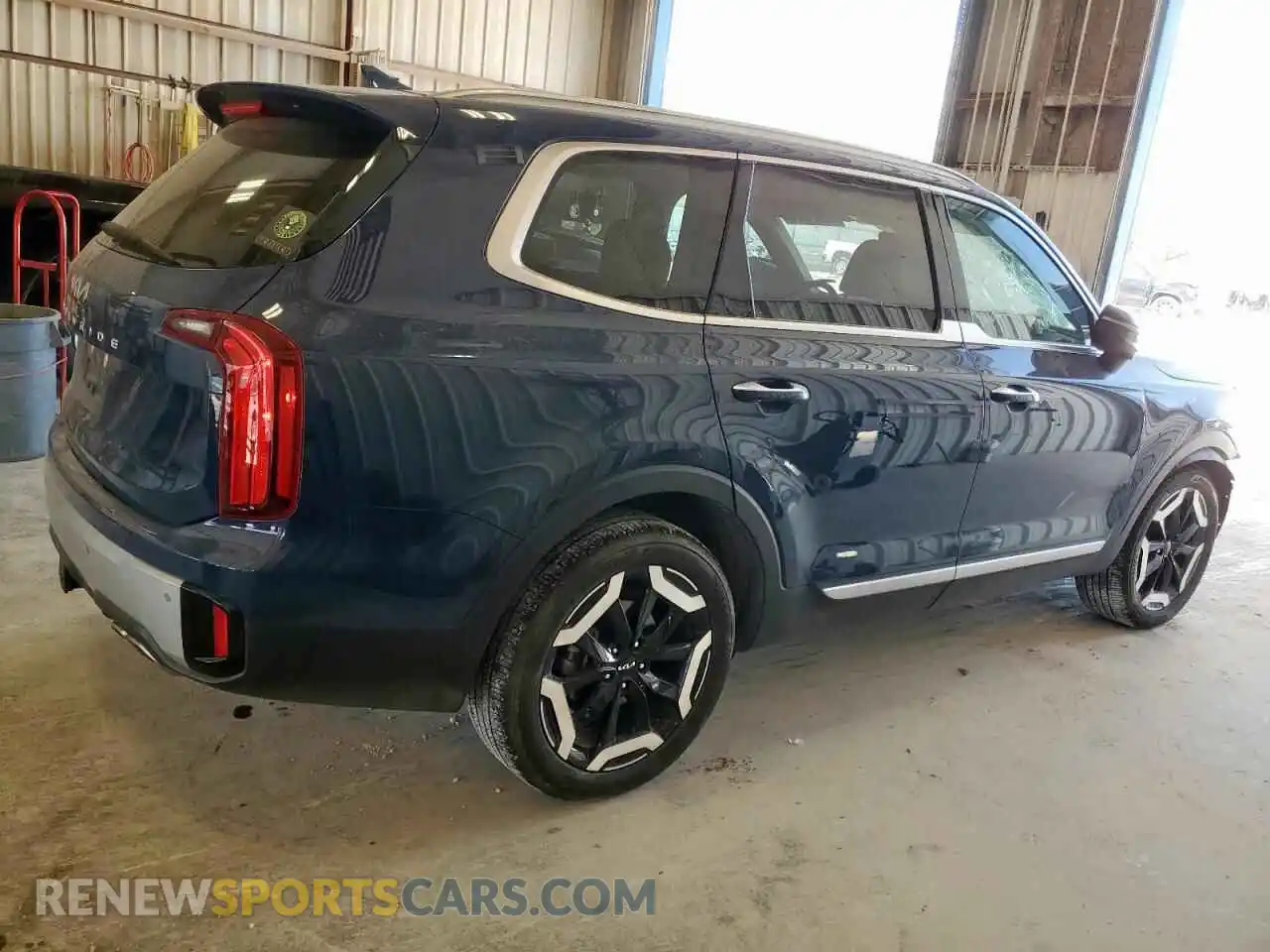 3 Photograph of a damaged car 5XYP64GC4RG476537 KIA TELLURIDE 2024