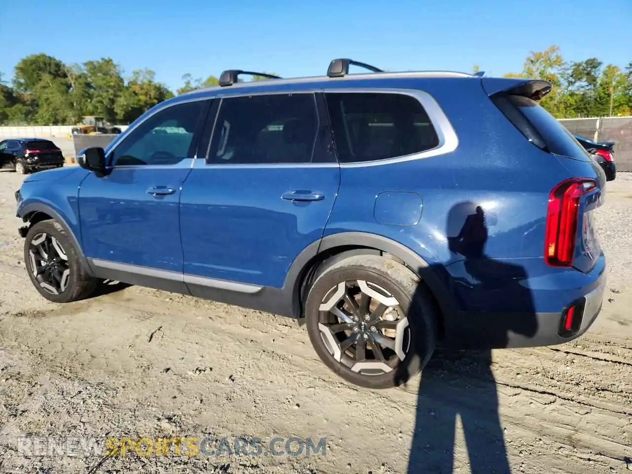 2 Photograph of a damaged car 5XYP64GC4RG507205 KIA TELLURIDE 2024