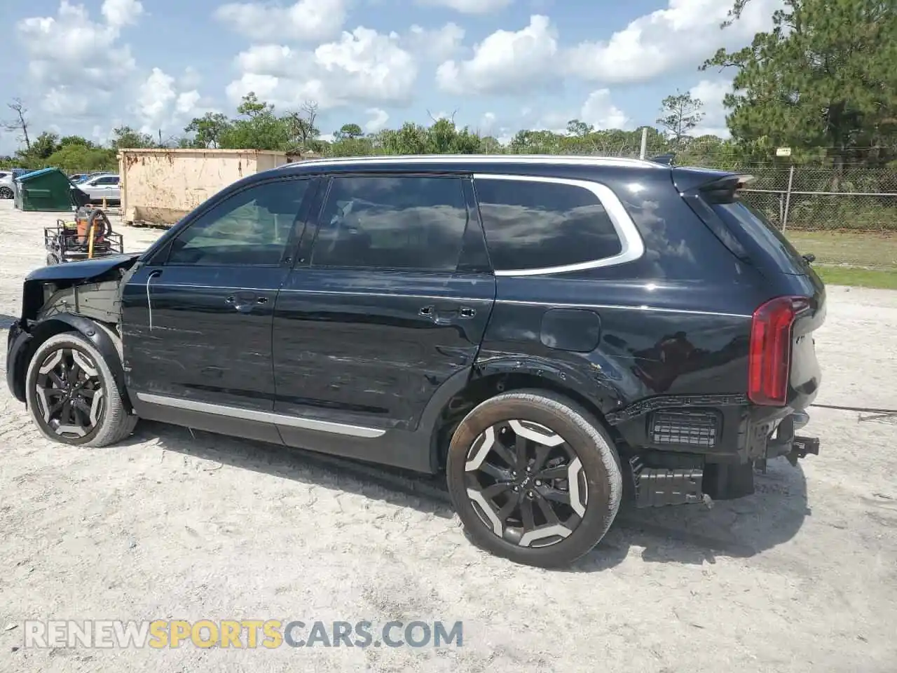 2 Photograph of a damaged car 5XYP64GC7RG452085 KIA TELLURIDE 2024