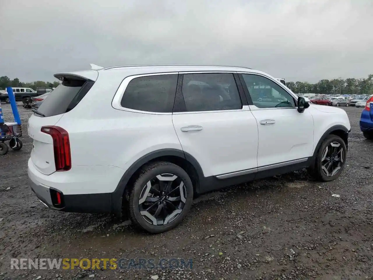 3 Photograph of a damaged car 5XYP6DGC0RG517469 KIA TELLURIDE 2024