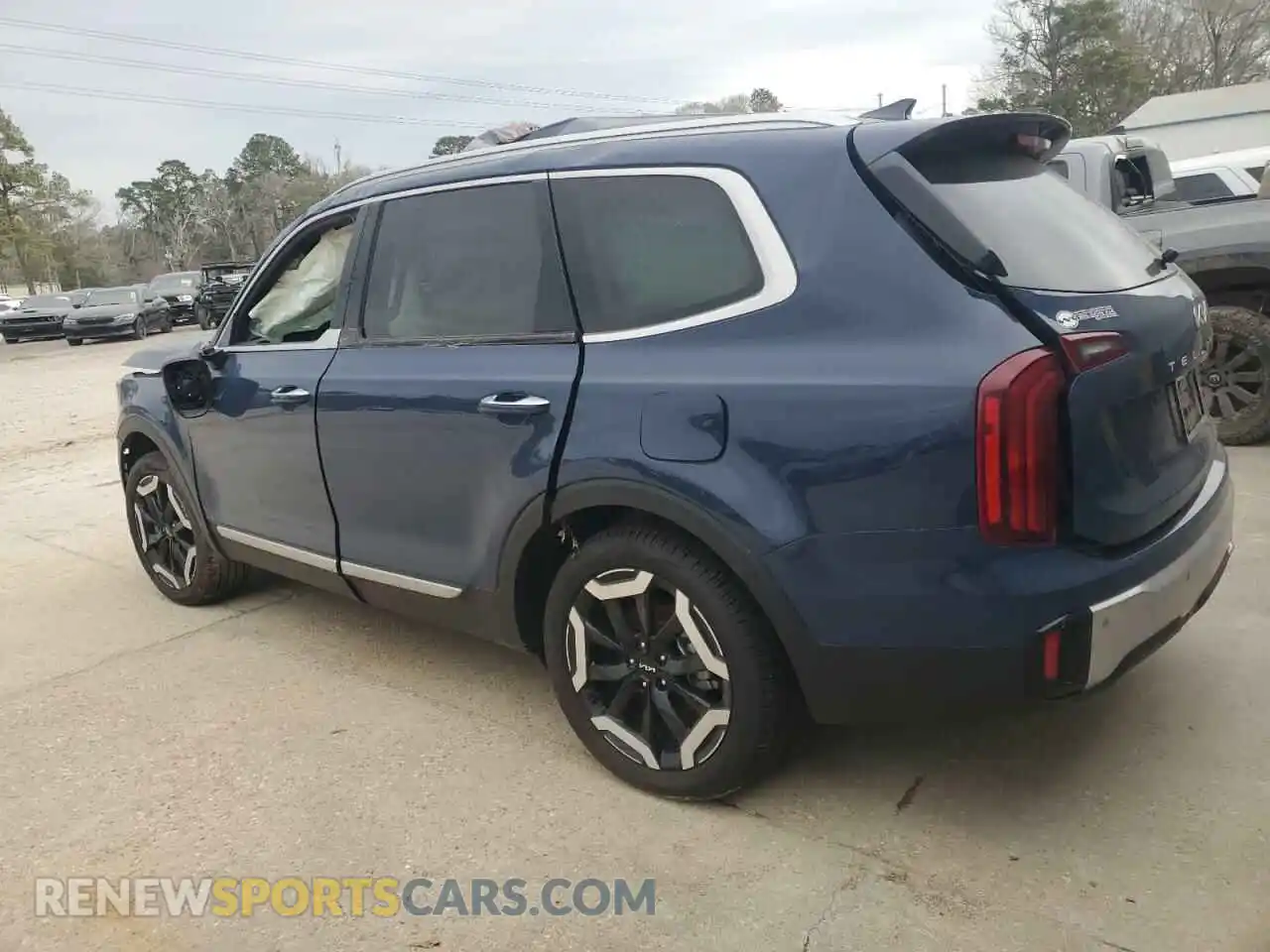 2 Photograph of a damaged car 5XYP6DGC2RG465875 KIA TELLURIDE 2024