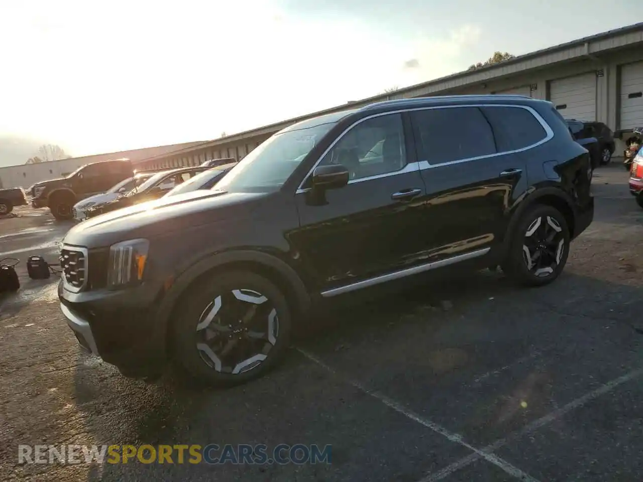 1 Photograph of a damaged car 5XYP6DGC9RG488604 KIA TELLURIDE 2024