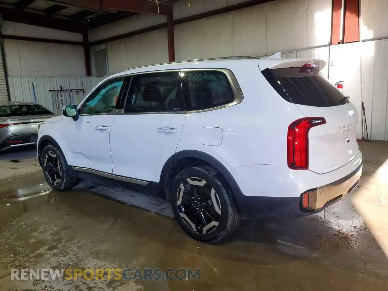 2 Photograph of a damaged car 5XYP6DGC0SG589357 KIA TELLURIDE 2025
