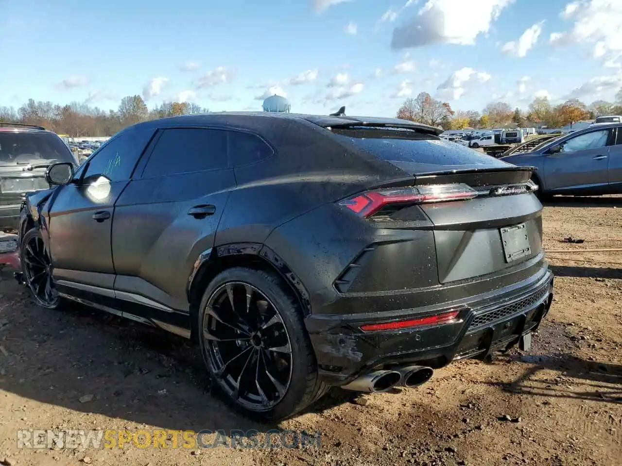 3 Фотография поврежденного автомобиля ZPBUA1ZL1KLA05090 LAMBORGHINI ALL MODELS 2019