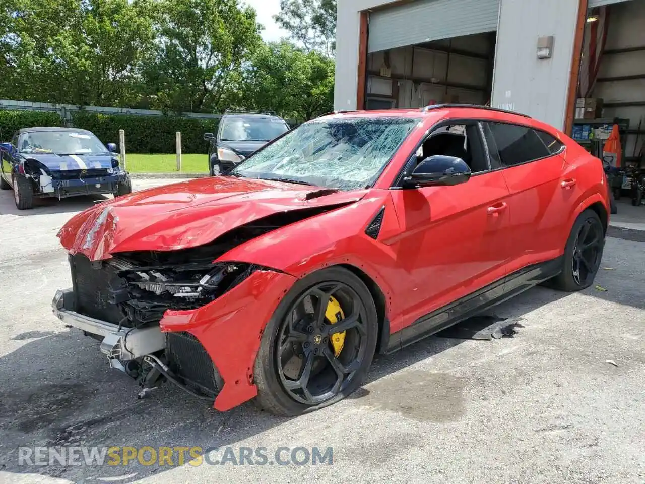 1 Фотография поврежденного автомобиля ZPBUA1ZL2KLA01713 LAMBORGHINI ALL MODELS 2019