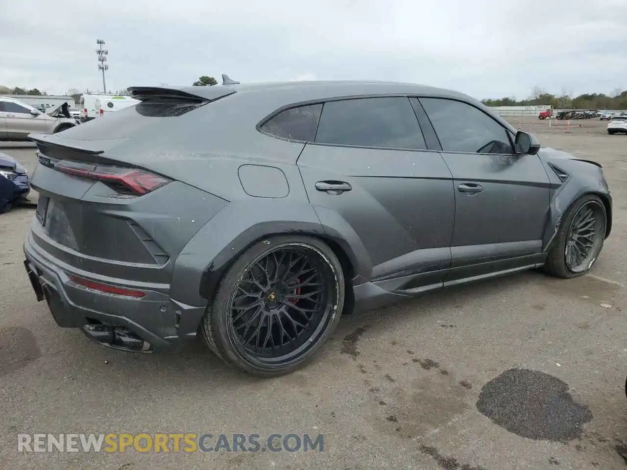 3 Фотография поврежденного автомобиля ZPBUA1ZL2KLA02294 LAMBORGHINI ALL MODELS 2019