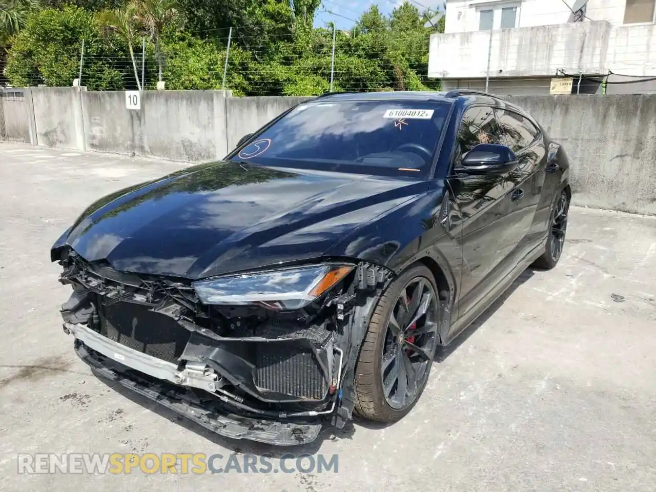 2 Photograph of a damaged car ZPBUA1ZL3KLA02627 LAMBORGHINI ALL MODELS 2019