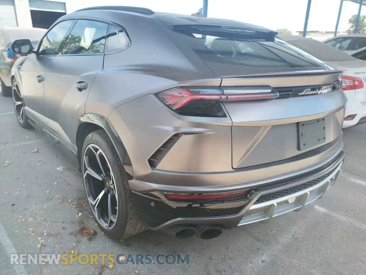 3 Фотография поврежденного автомобиля ZPBUA1ZL5KLA01897 LAMBORGHINI ALL MODELS 2019