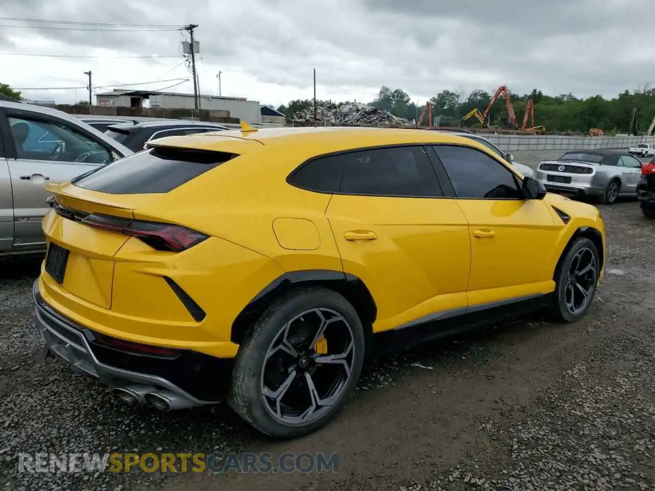 3 Фотография поврежденного автомобиля ZPBUA1ZL9KLA00879 LAMBORGHINI ALL MODELS 2019