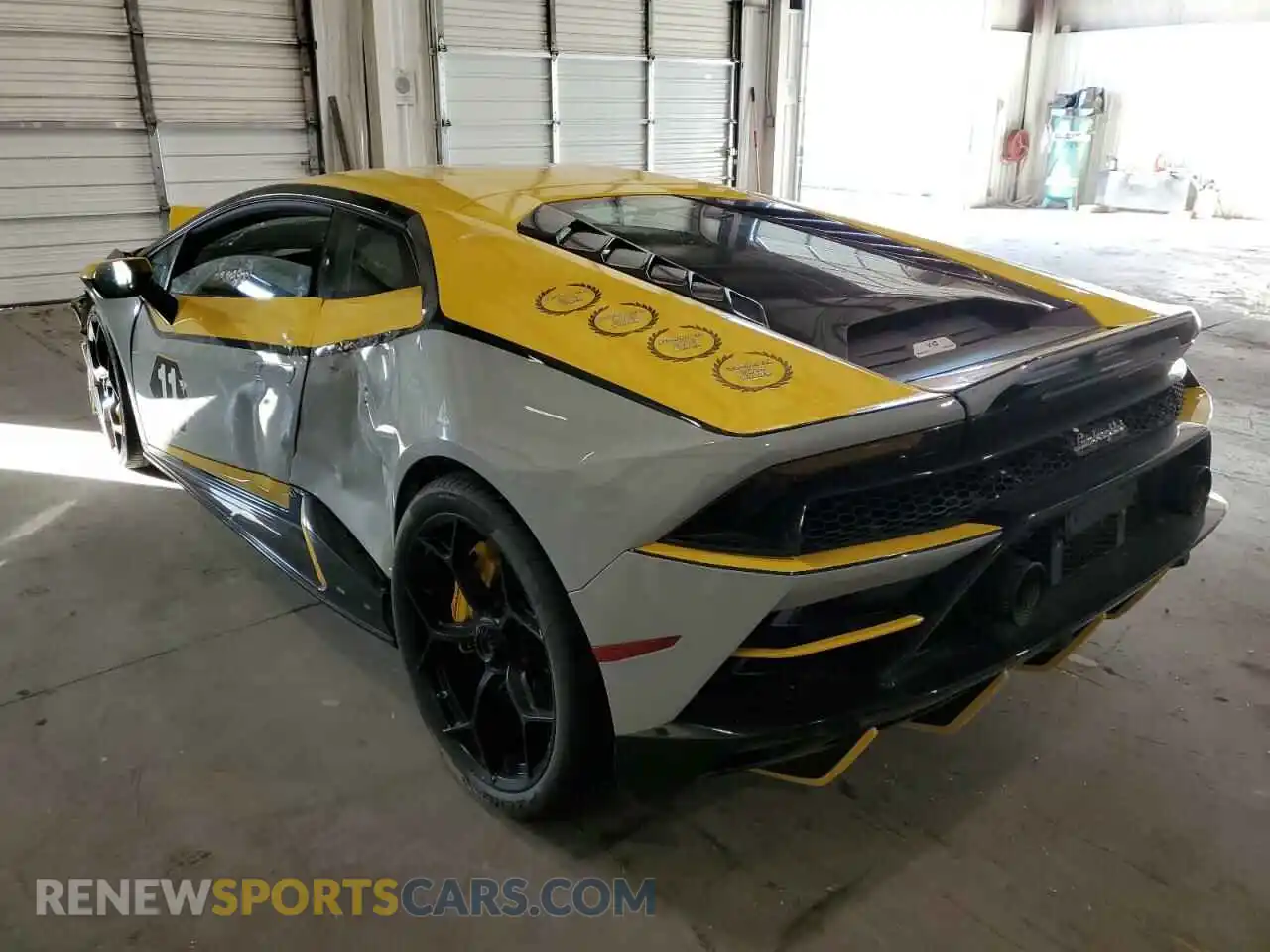 3 Photograph of a damaged car ZHWUF4ZF0LLA15089 LAMBORGHINI ALL MODELS 2020