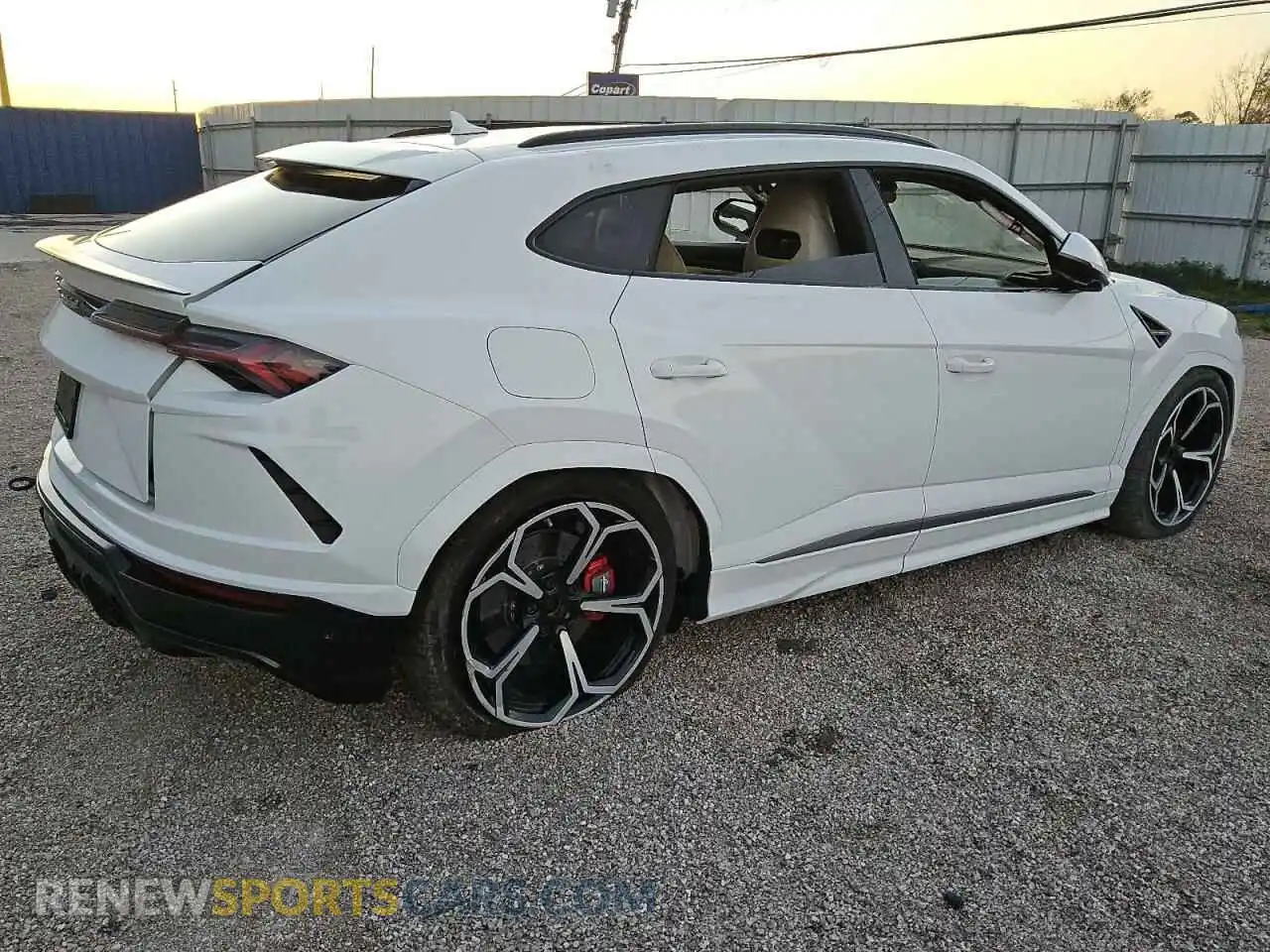 3 Photograph of a damaged car ZPBUA1ZL3NLA17004 LAMBORGHINI ALL MODELS 2022