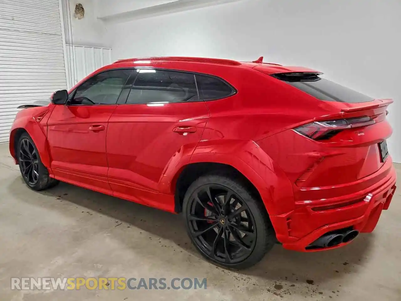 2 Photograph of a damaged car ZPBUA1ZL3NLA17200 LAMBORGHINI ALL MODELS 2022