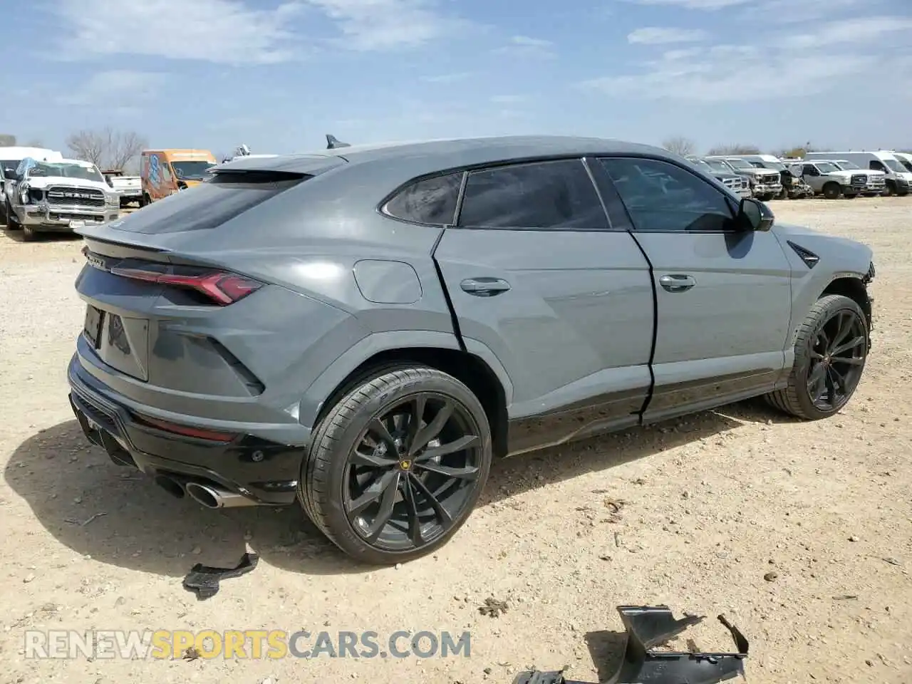 3 Photograph of a damaged car ZPBUA1ZL7NLA16759 LAMBORGHINI ALL MODELS 2022