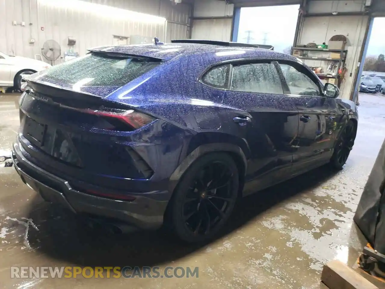 3 Photograph of a damaged car ZPBUA1ZL9NLA22224 LAMBORGHINI ALL MODELS 2022