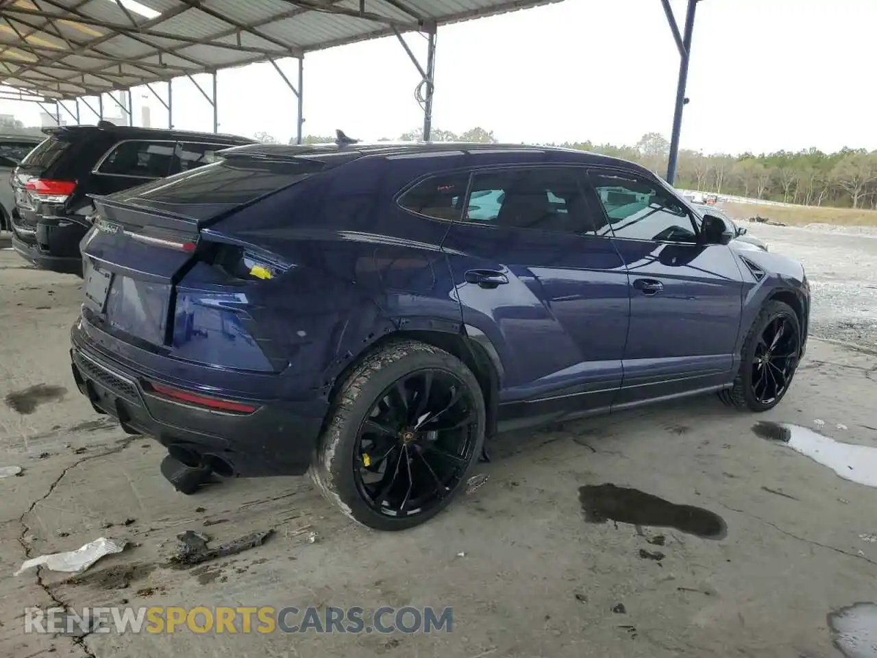 3 Photograph of a damaged car ZPBUA1ZLXNLA20952 LAMBORGHINI ALL MODELS 2022