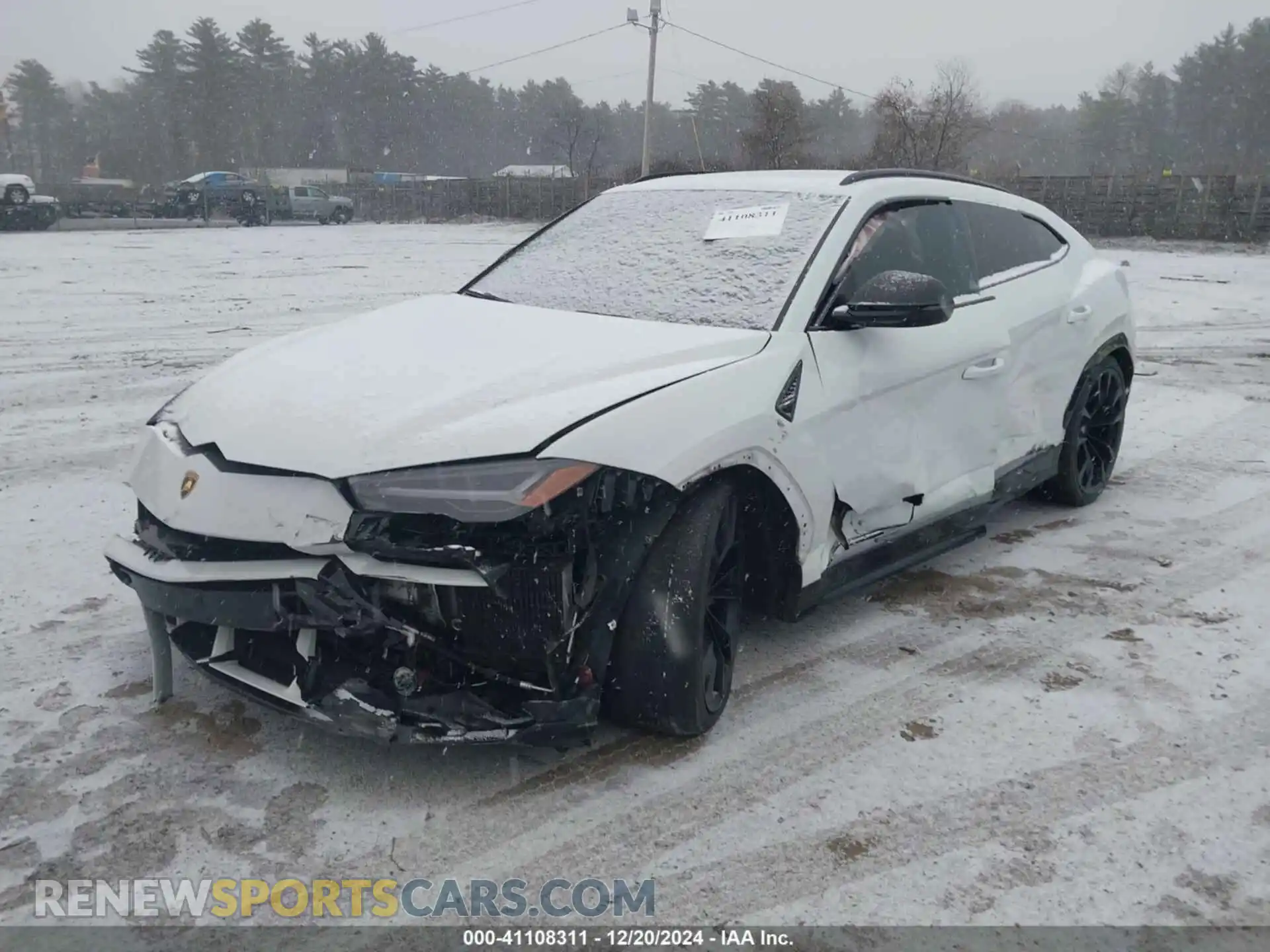 2 Photograph of a damaged car ZPBUA1ZL0KLA02164 LAMBORGHINI URUS 2019