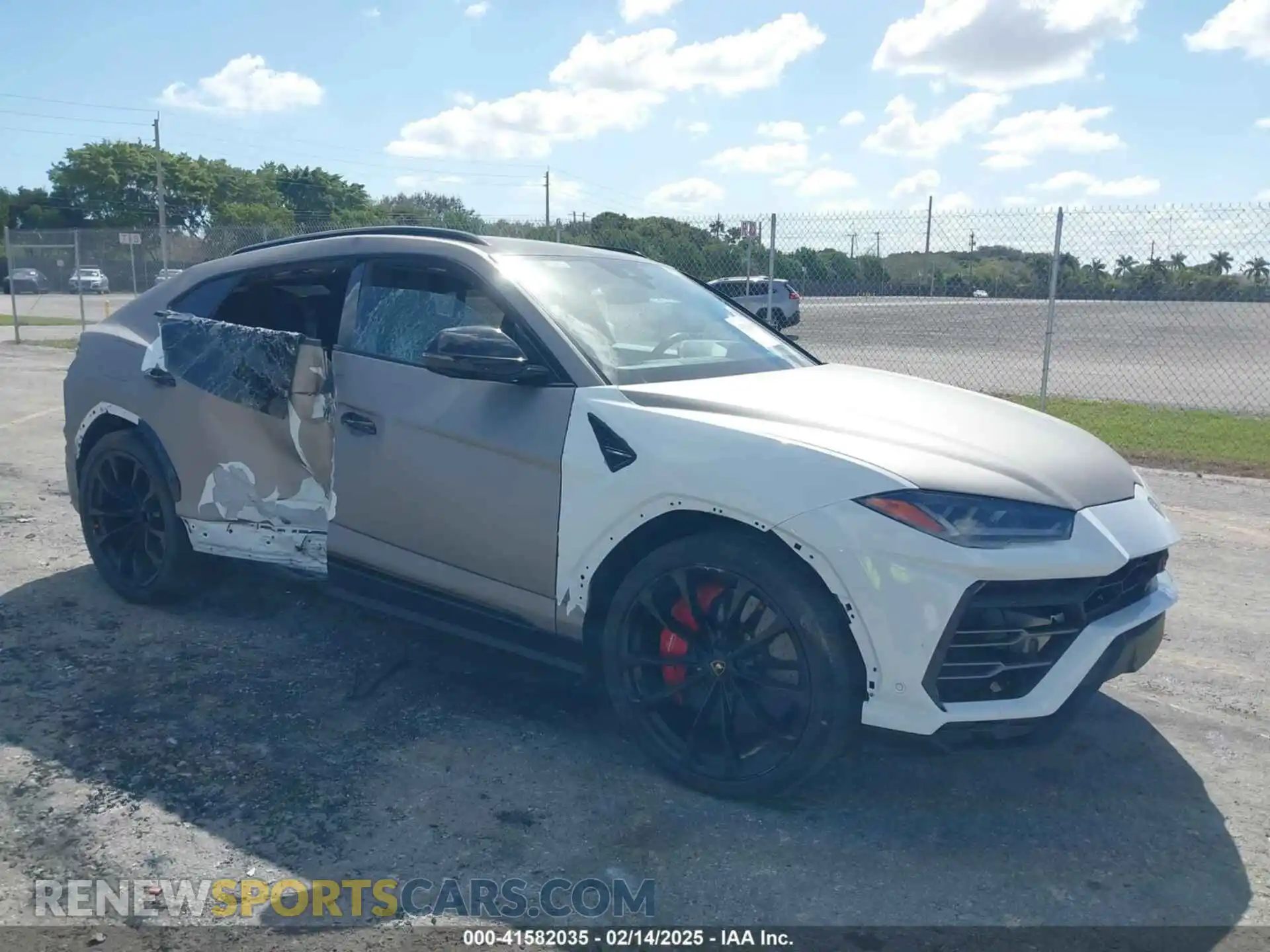 1 Photograph of a damaged car ZPBUA1ZL6KLA06025 LAMBORGHINI URUS 2019
