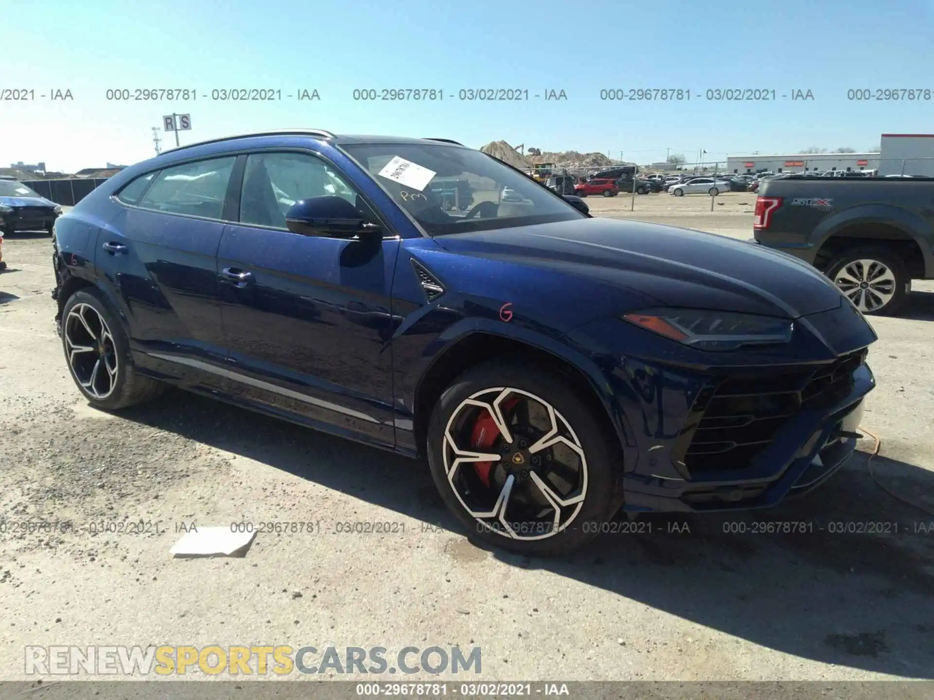 1 Photograph of a damaged car ZPBUA1ZL8KLA00999 LAMBORGHINI URUS 2019