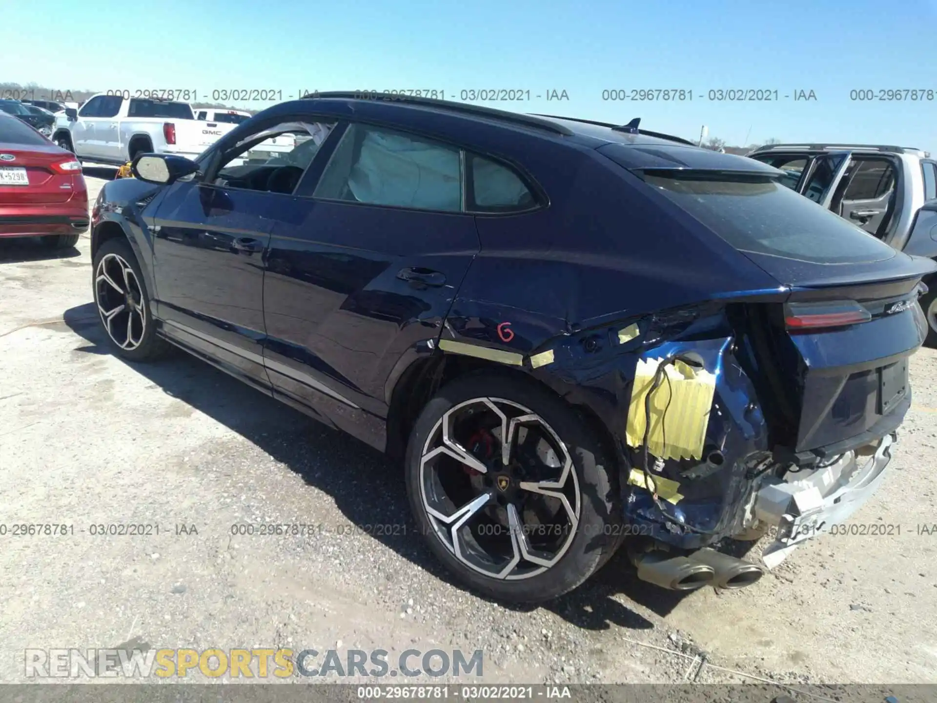 3 Photograph of a damaged car ZPBUA1ZL8KLA00999 LAMBORGHINI URUS 2019