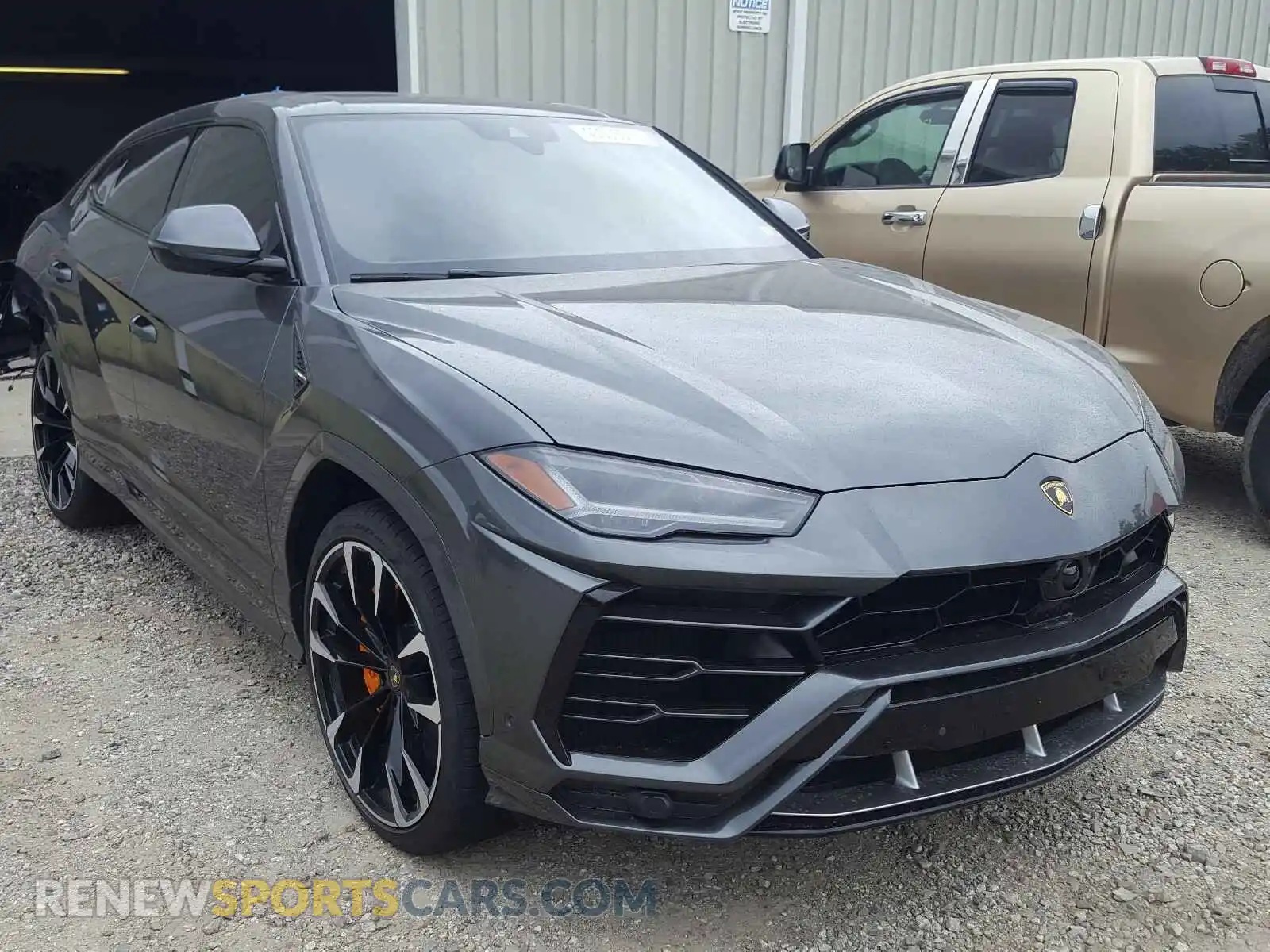 1 Photograph of a damaged car ZPBUA1ZL8LLA07713 LAMBORGHINI URUS 2020