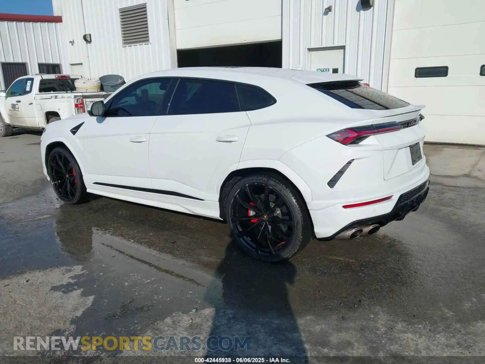 3 Фотография поврежденного автомобиля ZPBUA1ZL2NLA18676 LAMBORGHINI URUS 2022