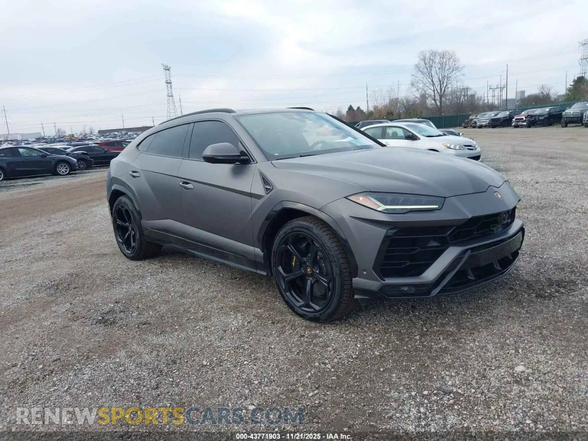 1 Photograph of a damaged car ZPBUA1ZL5NLA19322 LAMBORGHINI URUS 2022