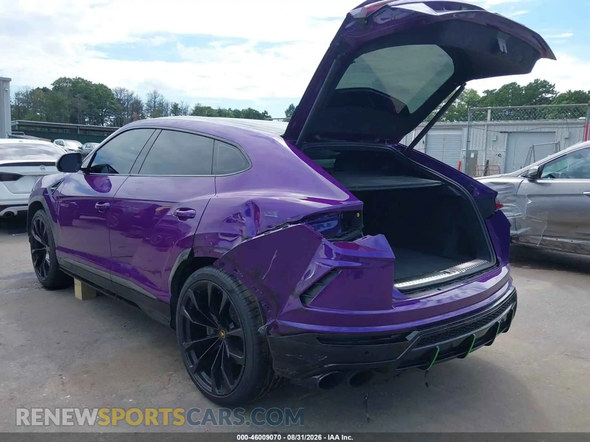 3 Photograph of a damaged car ZPBUA1ZL8NLA21162 LAMBORGHINI URUS 2022