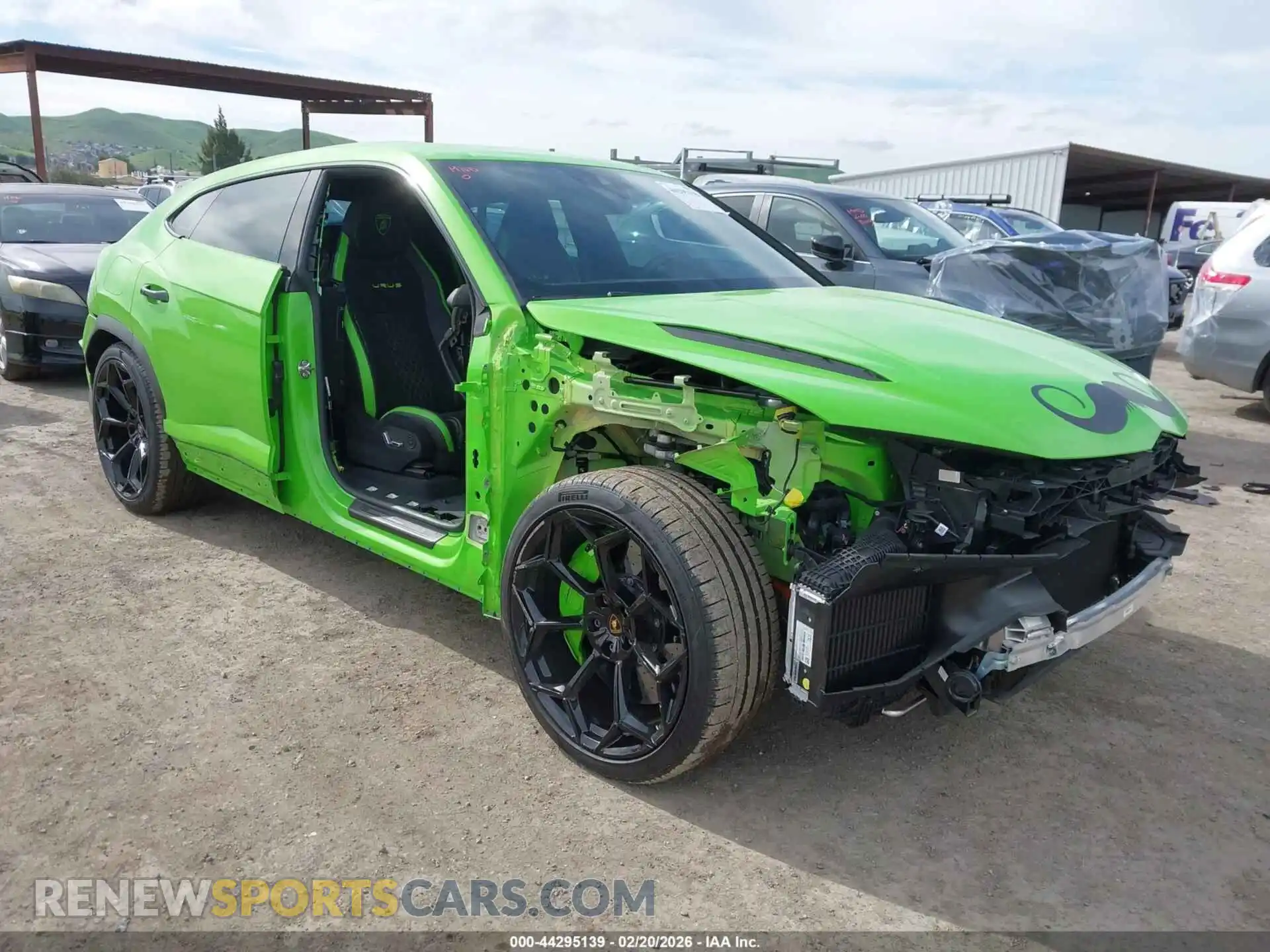 1 fotografías del automóvil dañado ZPBUC3ZLXRLA34314 LAMBORGHINI URUS 2024