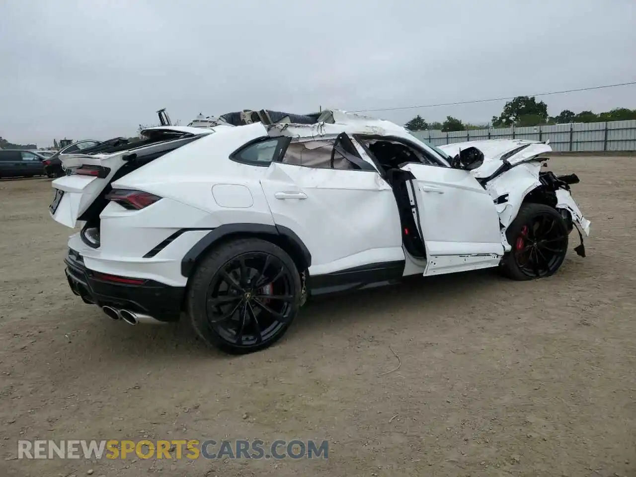 3 Photograph of a damaged car ZPBUB3ZL7RLA33480 LAMBORGHINI URUS S 2024