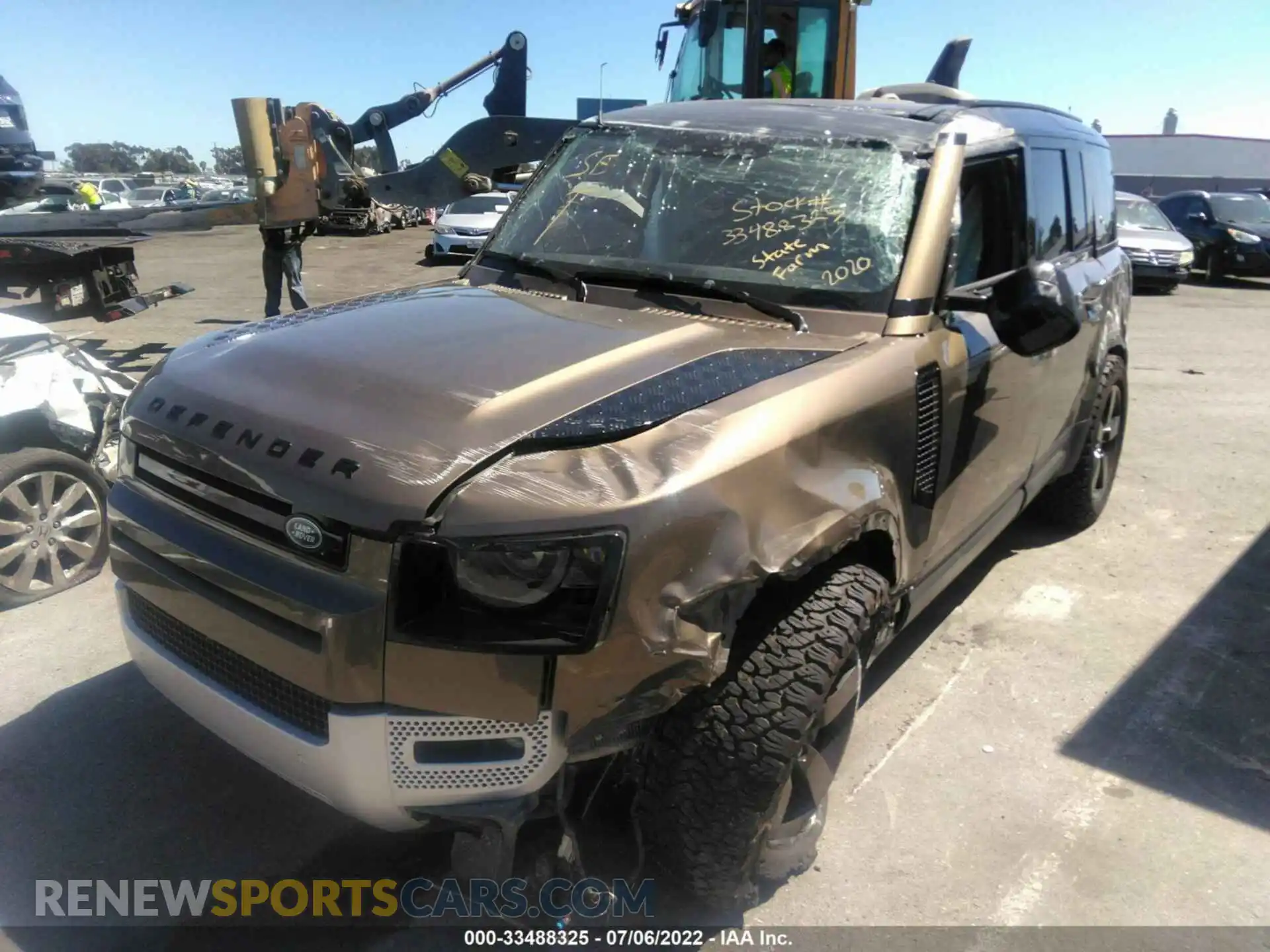 2 Photograph of a damaged car SALE1EEU7L2018430 LAND ROVER DEFENDER 2020