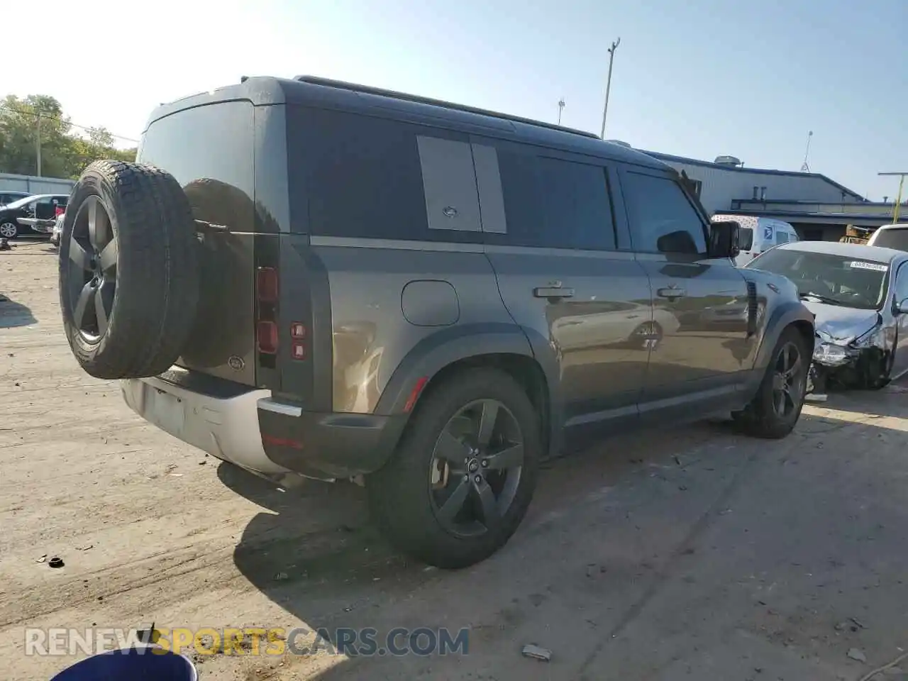 3 Фотография поврежденного автомобиля SALE97EU5L2018799 LAND ROVER DEFENDER 2020