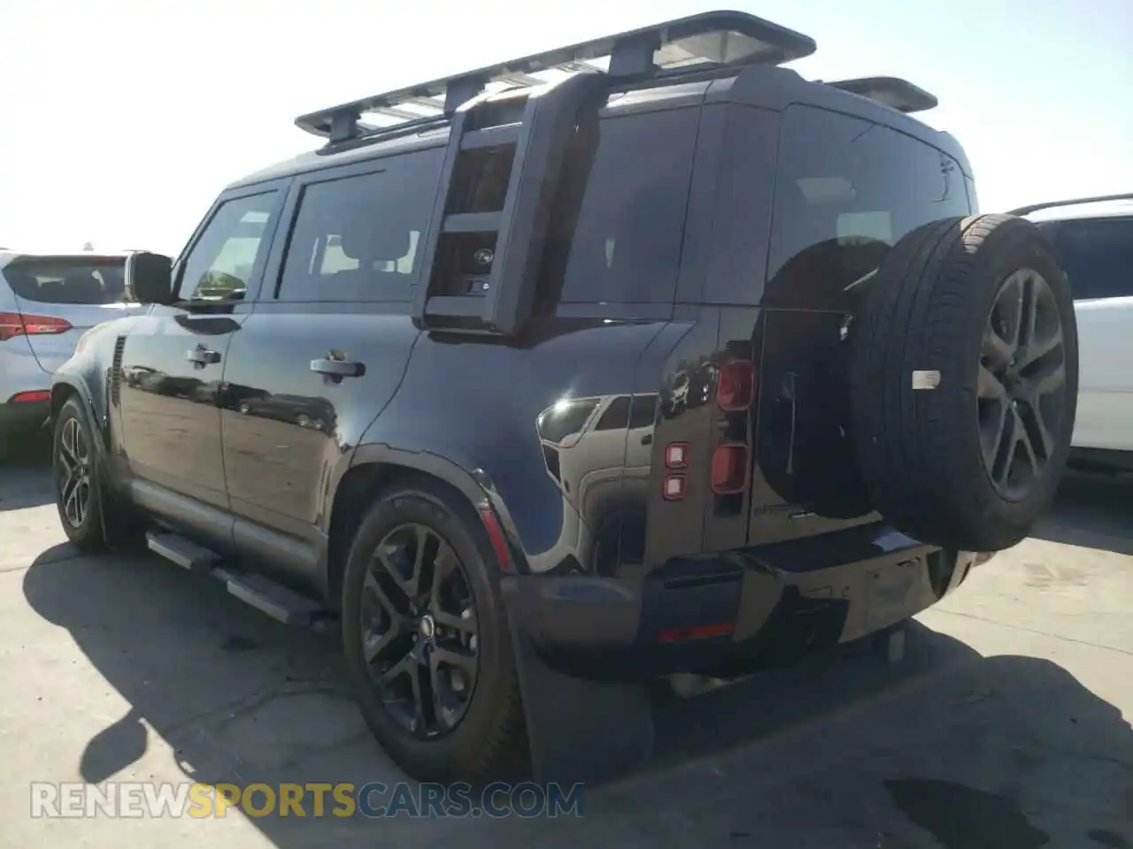 3 Photograph of a damaged car SALE9EEU4L2025506 LAND ROVER DEFENDER 2020