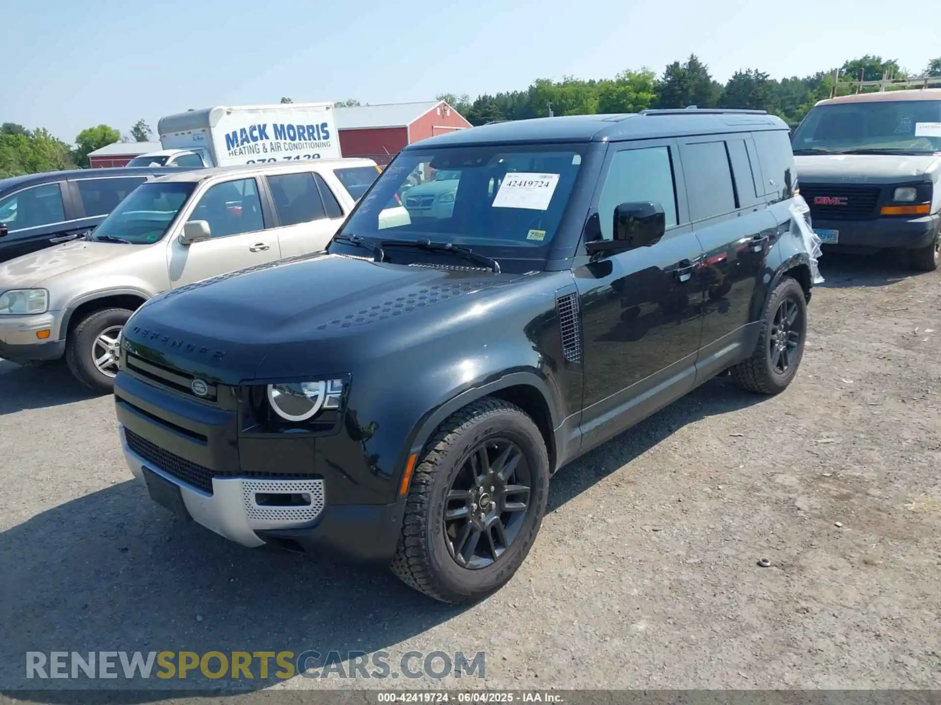 2 Photograph of a damaged car SALEJEEX0L2015668 LAND ROVER DEFENDER 2020